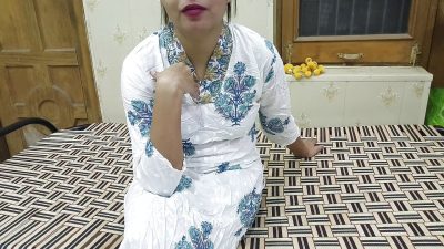 Brother-in-law someone will come. Harami Jija loosened all the tantrums by leaving the big ass sister-in-law.