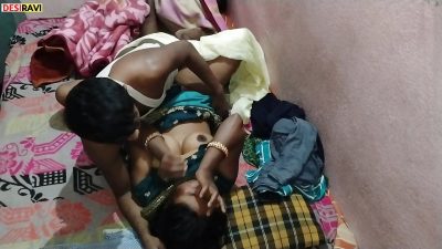 Desi Wife Ko Bade Ke Din Raat Mein Choda Bohat Maza Aaya