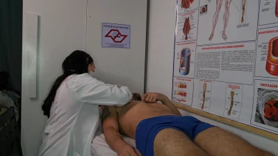 Nurse gets excited when she sees her patient’s erection