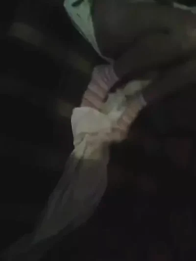 Klinka dosla na vikendicu da se jebe. Ne voli da se snima. Uska picka. She came to the cottage to fuck. Tinny pussy. Shy